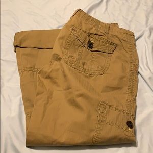 Merona capris